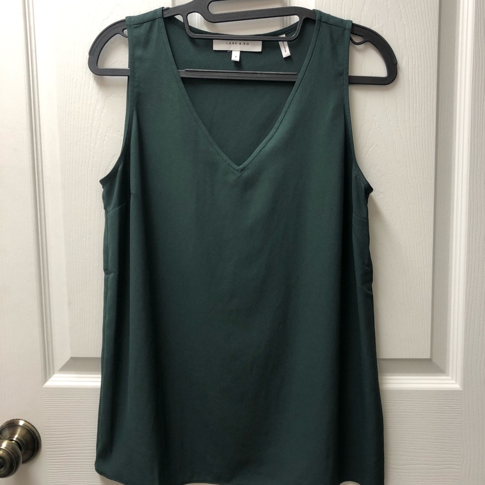 Lark & Ro Sleeveless Layering Tank, V Neck